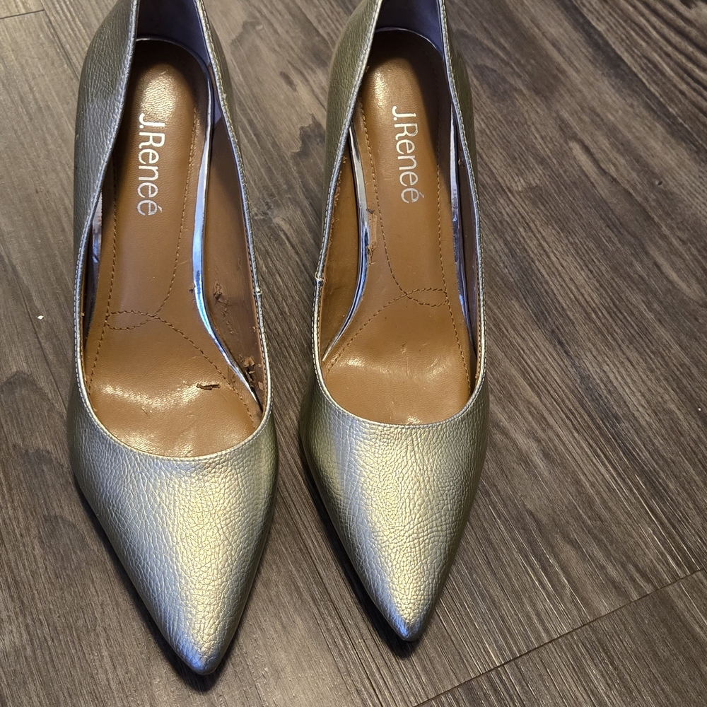 J.Renee Metallic Gold Pointed-Toe Heels